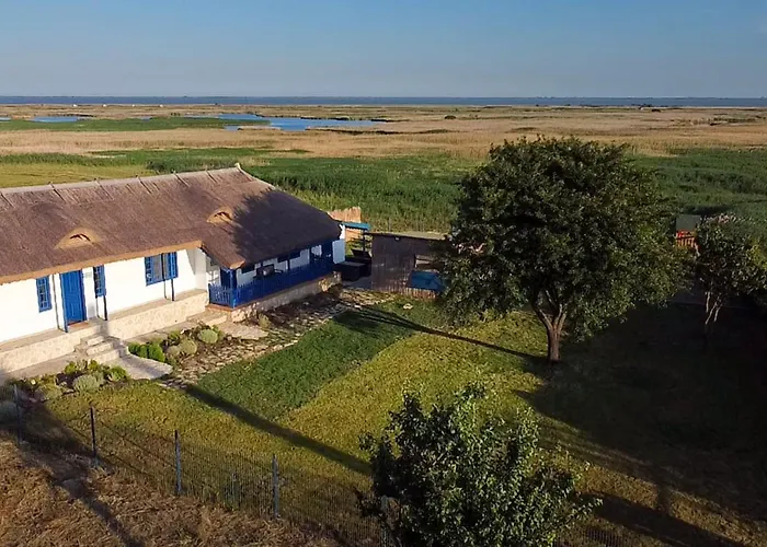 Portita Spre Delta דירה