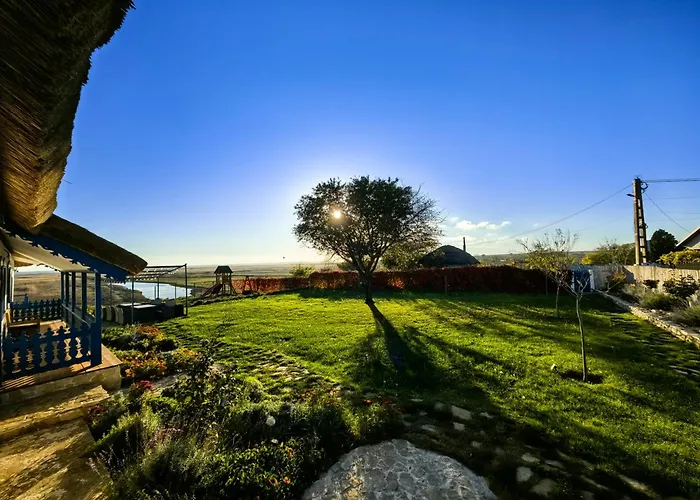 Portita Spre Delta דירה