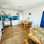 Portita Spre Delta Apartamento